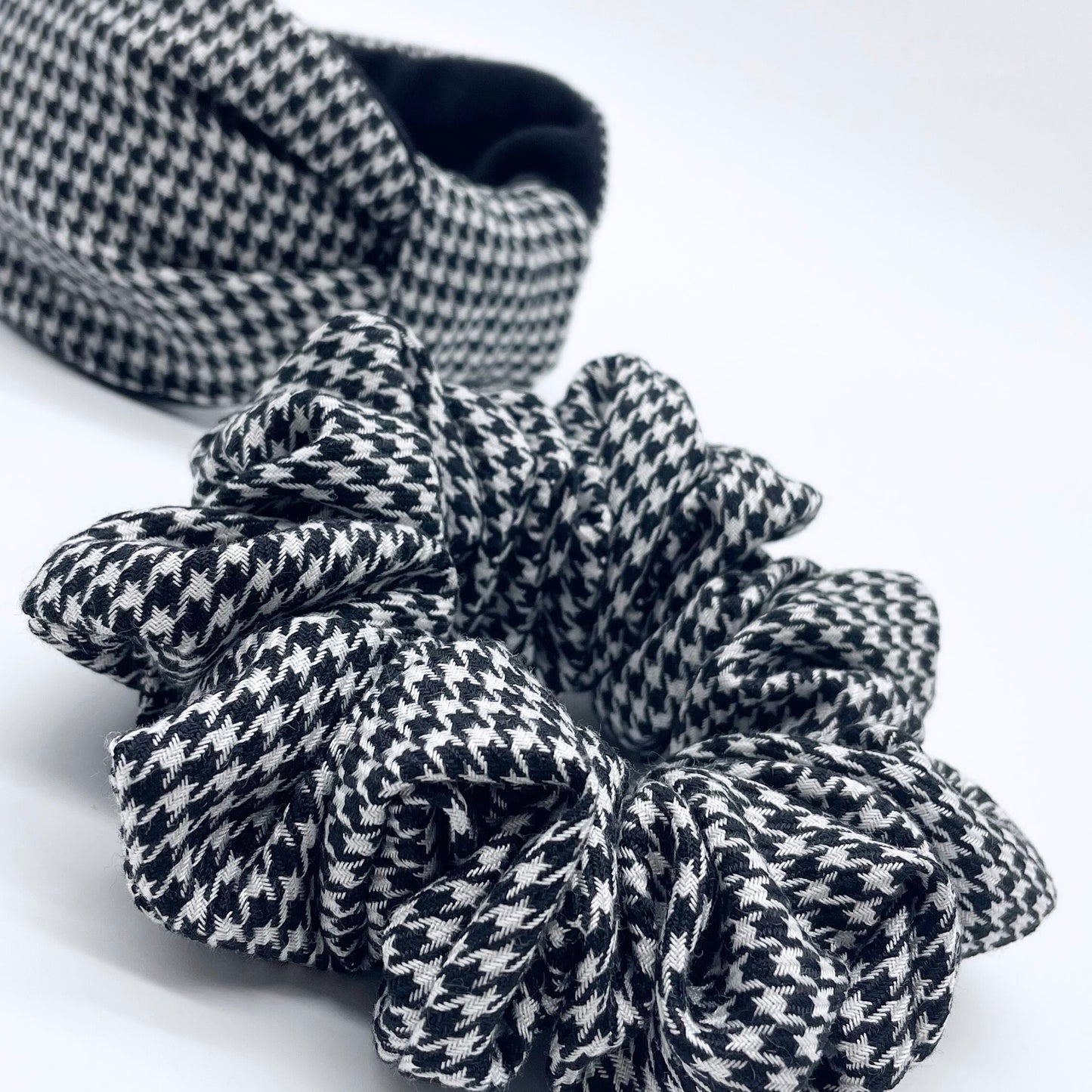 Houndstooth Flat Knot Headband & Scrunchie Gift Set